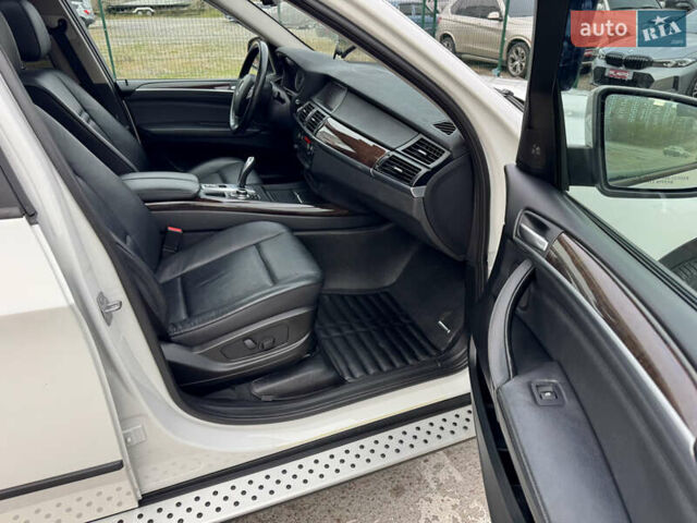 Білий БМВ Х5, об'ємом двигуна 3 л та пробігом 162 тис. км за 22500 $, фото 38 на Automoto.ua