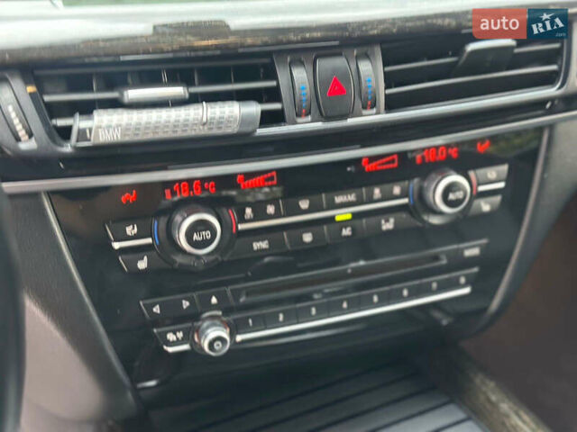 Белый БМВ Х5, объемом двигателя 3 л и пробегом 185 тыс. км за 26300 $, фото 14 на Automoto.ua