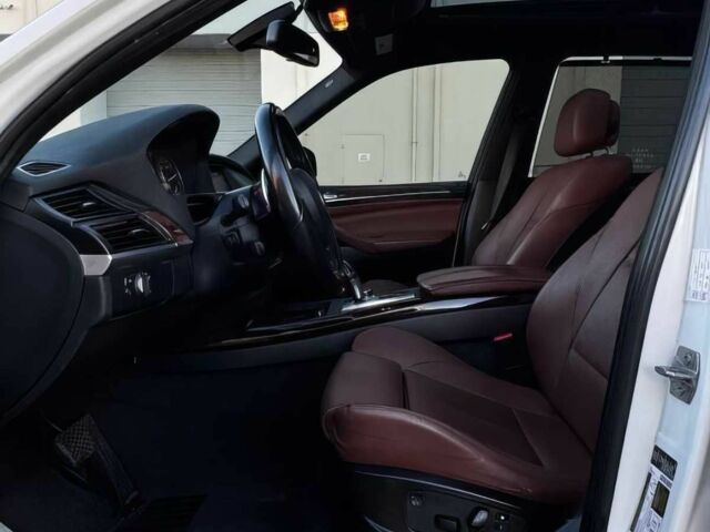 БМВ Х5 2013 в Львове на Automoto.ua Белый БМВ Х5, объемом двигателя 3 л и пробегом 83 тыс. км за 3000 $, фото 8 на Automoto.ua