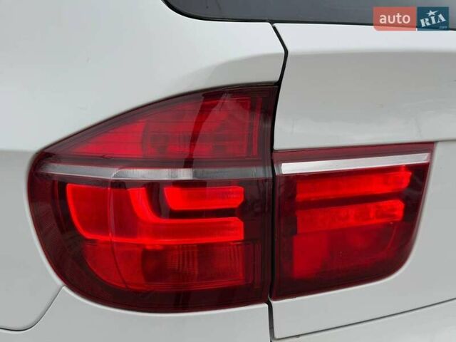 Білий БМВ Х5, об'ємом двигуна 2.98 л та пробігом 179 тис. км за 14850 $, фото 17 на Automoto.ua