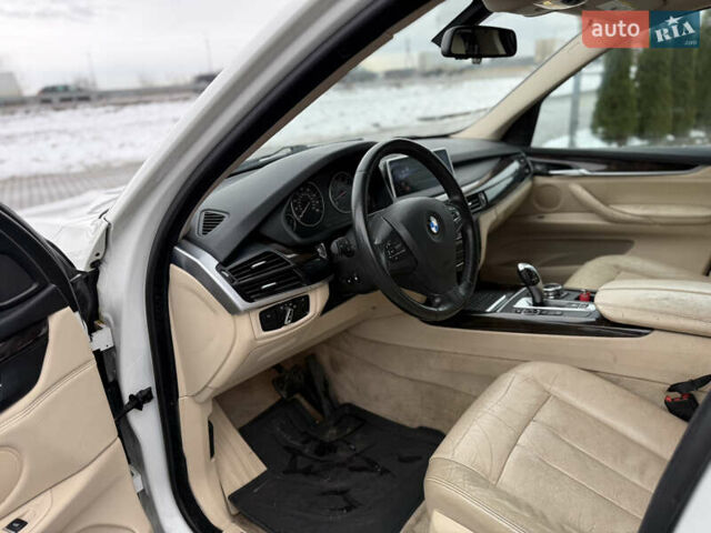 Білий БМВ Х5, об'ємом двигуна 3 л та пробігом 227 тис. км за 13900 $, фото 14 на Automoto.ua