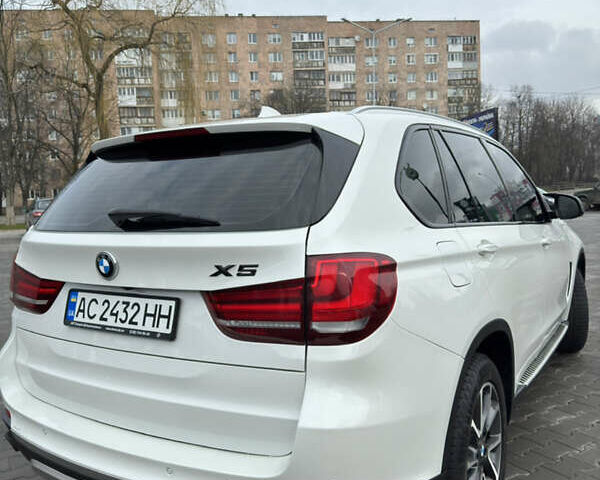 Білий БМВ Х5, об'ємом двигуна 3 л та пробігом 172 тис. км за 24000 $, фото 4 на Automoto.ua