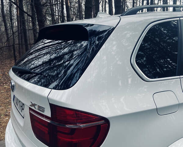 Белый БМВ Х5, объемом двигателя 2.98 л и пробегом 141 тыс. км за 16300 $, фото 4 на Automoto.ua