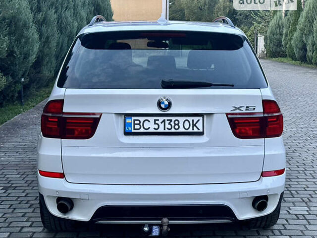 Белый БМВ Х5, объемом двигателя 2.98 л и пробегом 148 тыс. км за 14000 $, фото 5 на Automoto.ua