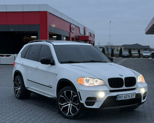 Белый БМВ Х5, объемом двигателя 3 л и пробегом 224 тыс. км за 13300 $, фото 4 на Automoto.ua