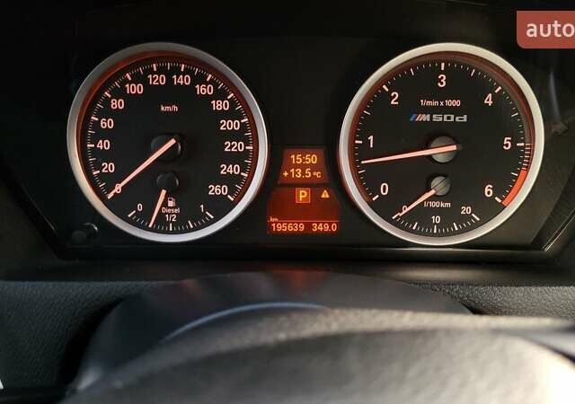 Белый БМВ Х5, объемом двигателя 2.99 л и пробегом 195 тыс. км за 30000 $, фото 29 на Automoto.ua