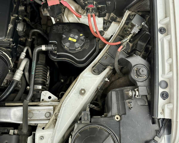 Білий БМВ Х5, об'ємом двигуна 2.98 л та пробігом 245 тис. км за 18900 $, фото 30 на Automoto.ua