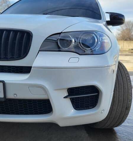 Белый БМВ Х5, объемом двигателя 2.99 л и пробегом 195 тыс. км за 30000 $, фото 50 на Automoto.ua