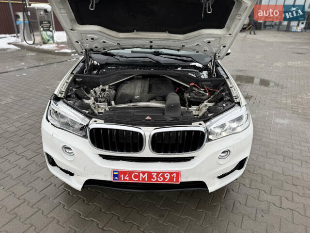 Білий БМВ Х5, об'ємом двигуна 3 л та пробігом 227 тис. км за 13900 $, фото 29 на Automoto.ua