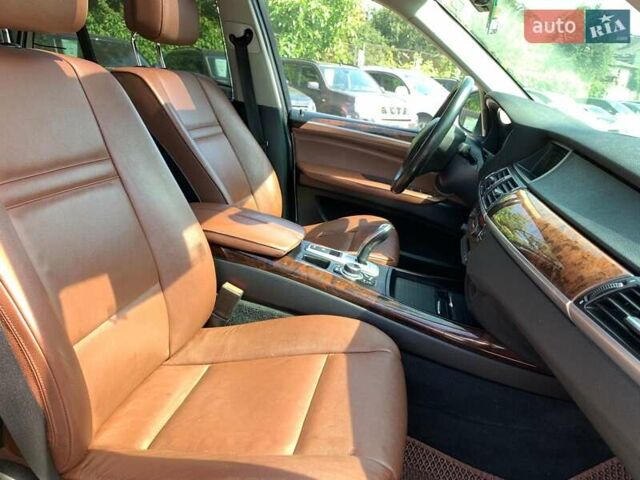 Білий БМВ Х5, об'ємом двигуна 3 л та пробігом 212 тис. км за 17240 $, фото 26 на Automoto.ua