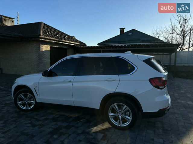 Белый БМВ Х5, объемом двигателя 2.99 л и пробегом 290 тыс. км за 22900 $, фото 12 на Automoto.ua