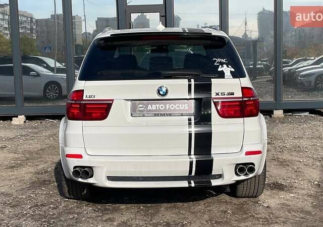 Белый БМВ Х5, объемом двигателя 2.98 л и пробегом 237 тыс. км за 16490 $, фото 4 на Automoto.ua