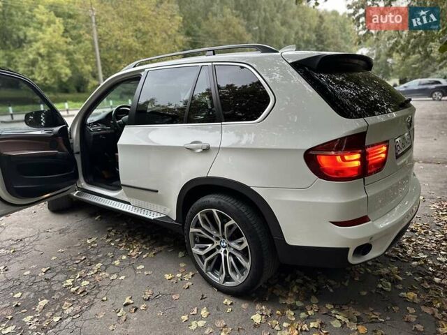 БМВ Х5 2013 в Тернополе на Automoto.ua Белый БМВ Х5, объемом двигателя 2.98 л и пробегом 222 тыс. км за 16666 $, фото 7 на Automoto.ua