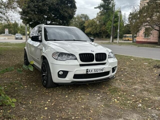 Белый БМВ Х5, объемом двигателя 3 л и пробегом 217 тыс. км за 17000 $, фото 3 на Automoto.ua