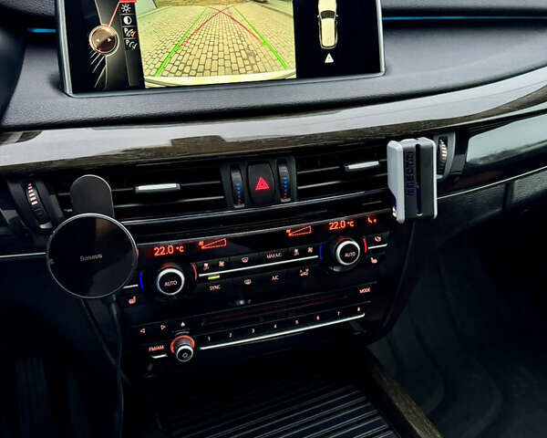 Білий БМВ Х5, об'ємом двигуна 2.98 л та пробігом 245 тис. км за 18900 $, фото 40 на Automoto.ua