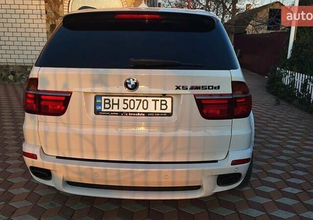 Белый БМВ Х5, объемом двигателя 2.99 л и пробегом 195 тыс. км за 30000 $, фото 25 на Automoto.ua
