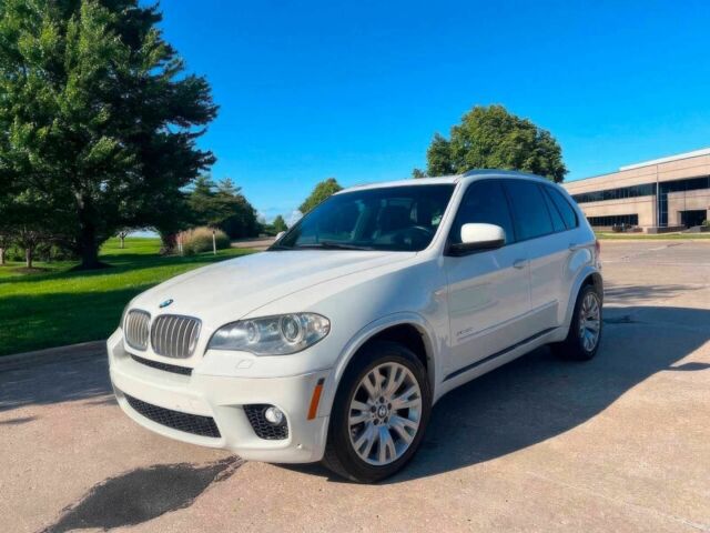 Белый БМВ Х5, объемом двигателя 4.4 л и пробегом 83 тыс. км за 4750 $, фото 2 на Automoto.ua
