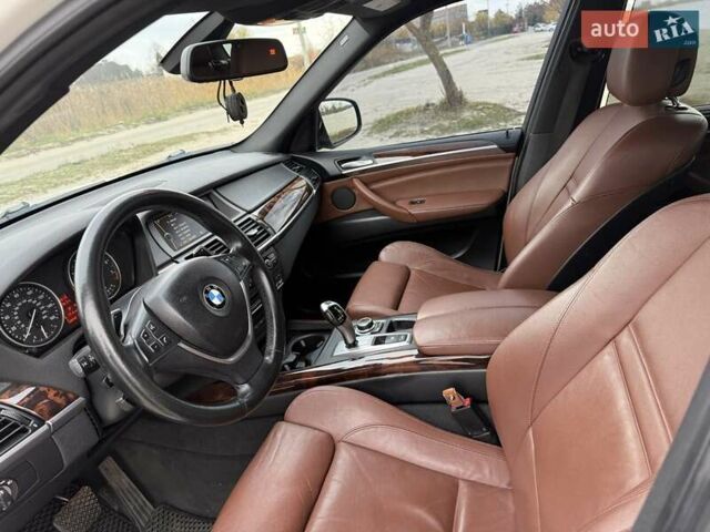 Белый БМВ Х5, объемом двигателя 2.98 л и пробегом 190 тыс. км за 16200 $, фото 7 на Automoto.ua