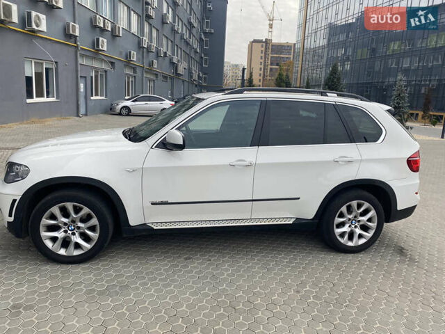 Білий БМВ Х5, об'ємом двигуна 3 л та пробігом 142 тис. км за 18999 $, фото 13 на Automoto.ua