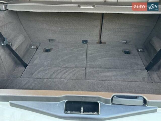 Білий БМВ Х5, об'ємом двигуна 2.99 л та пробігом 142 тис. км за 23999 $, фото 31 на Automoto.ua