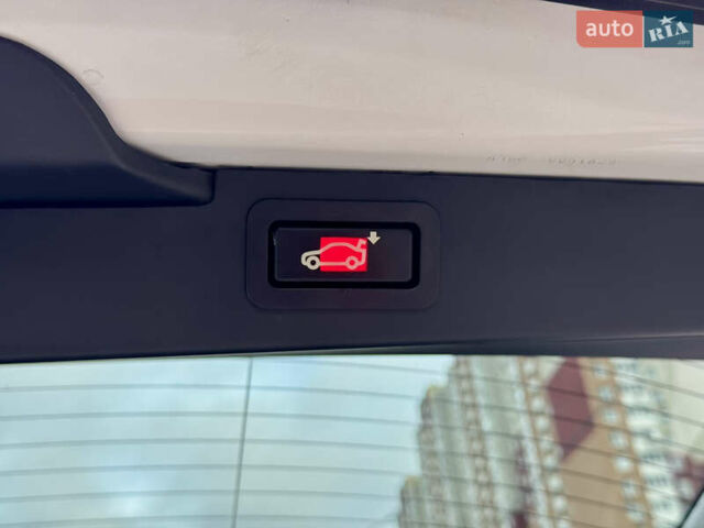 Білий БМВ Х5, об'ємом двигуна 3 л та пробігом 162 тис. км за 22500 $, фото 60 на Automoto.ua