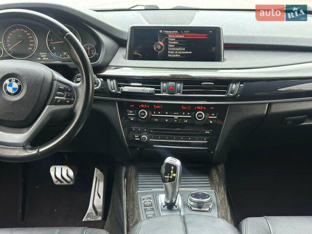 Белый БМВ Х5, объемом двигателя 3 л и пробегом 185 тыс. км за 26300 $, фото 12 на Automoto.ua