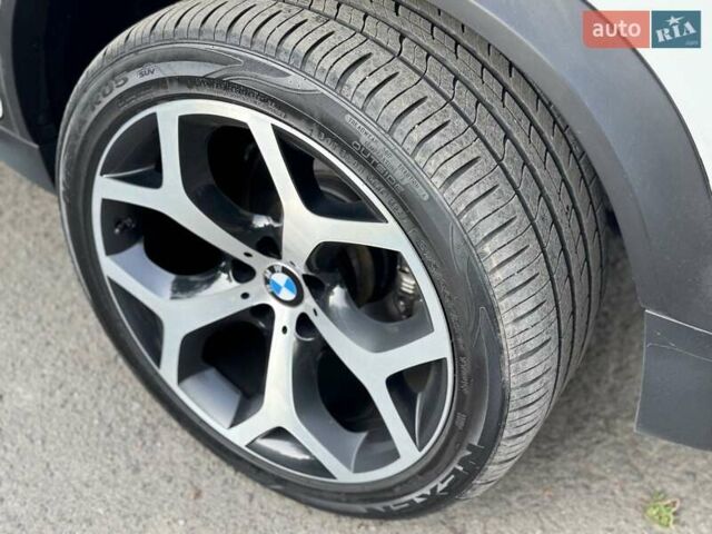 Білий БМВ Х5, об'ємом двигуна 2.99 л та пробігом 142 тис. км за 23999 $, фото 15 на Automoto.ua