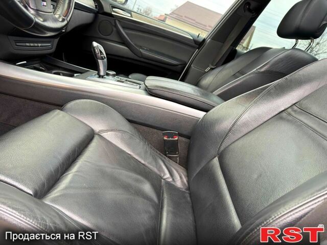 Белый БМВ Х5, объемом двигателя 3 л и пробегом 180 тыс. км за 14850 $, фото 6 на Automoto.ua