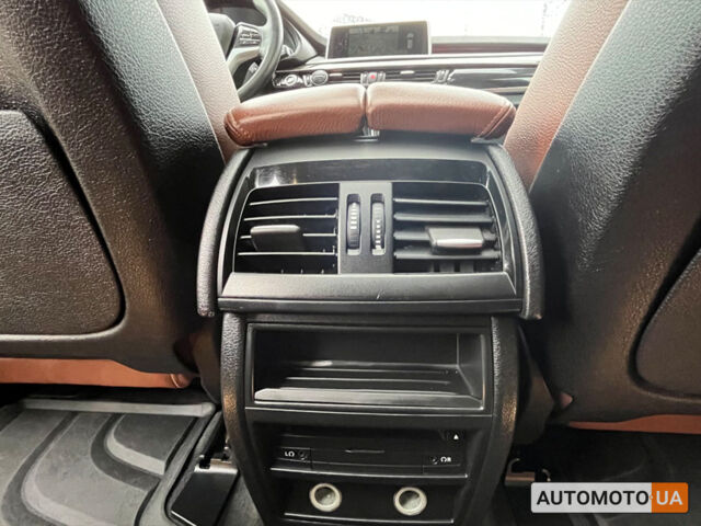 Білий БМВ Х5, об'ємом двигуна 3 л та пробігом 235 тис. км за 23700 $, фото 26 на Automoto.ua