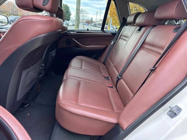 Белый БМВ Х5, объемом двигателя 3 л и пробегом 81 тыс. км за 4500 $, фото 13 на Automoto.ua