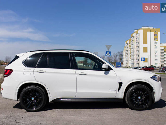 Білий БМВ Х5, об'ємом двигуна 2.99 л та пробігом 221 тис. км за 33500 $, фото 12 на Automoto.ua