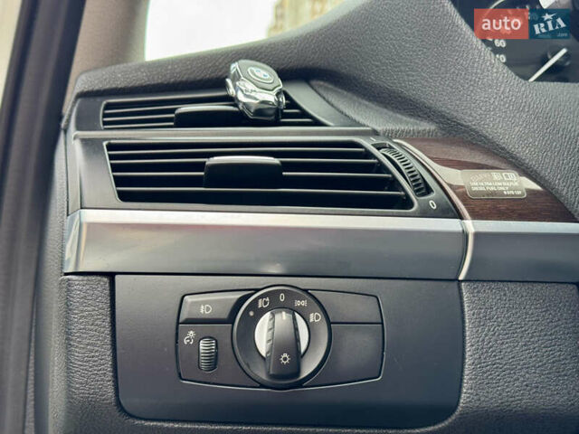 Білий БМВ Х5, об'ємом двигуна 3 л та пробігом 162 тис. км за 22500 $, фото 19 на Automoto.ua