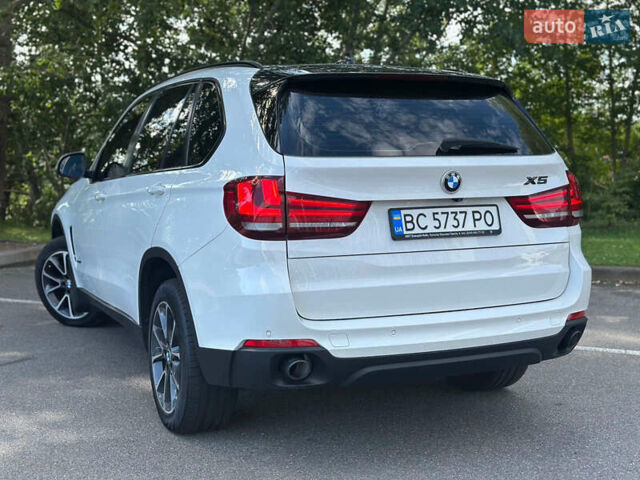 Белый БМВ Х5, объемом двигателя 3 л и пробегом 185 тыс. км за 26300 $, фото 10 на Automoto.ua