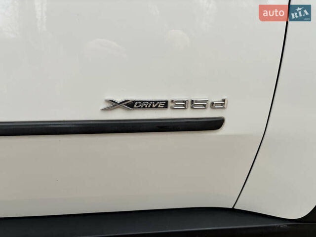 Білий БМВ Х5, об'ємом двигуна 3 л та пробігом 165 тис. км за 20500 $, фото 4 на Automoto.ua