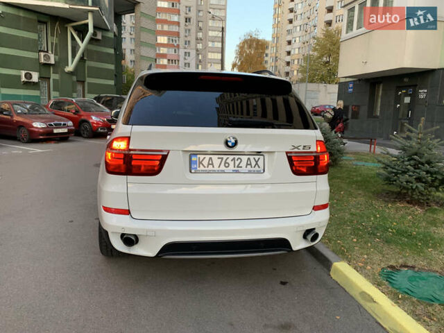 Білий БМВ Х5, об'ємом двигуна 2.98 л та пробігом 138 тис. км за 18000 $, фото 10 на Automoto.ua