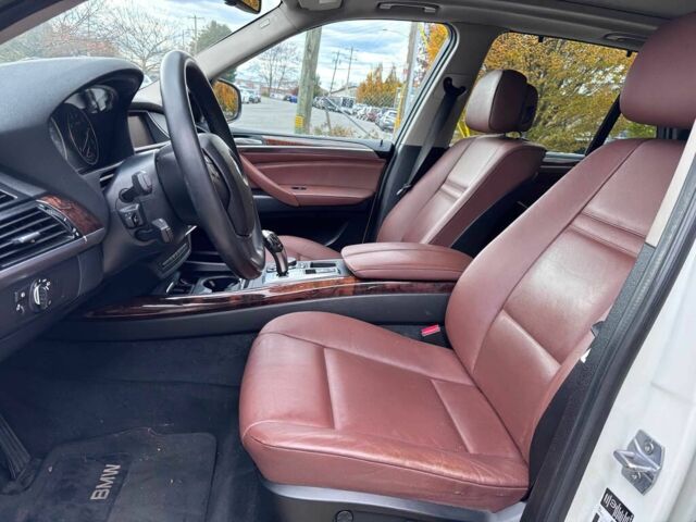 Білий БМВ Х5, об'ємом двигуна 3 л та пробігом 81 тис. км за 2900 $, фото 10 на Automoto.ua