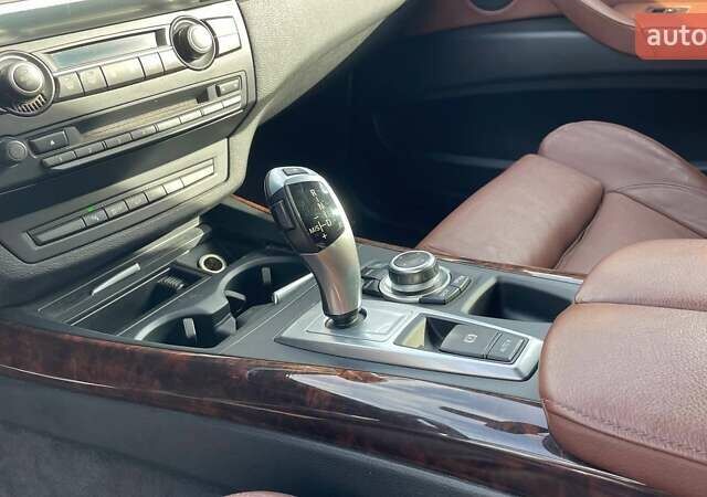 Белый БМВ Х5, объемом двигателя 2.98 л и пробегом 237 тыс. км за 16490 $, фото 19 на Automoto.ua