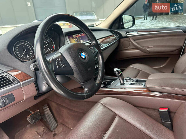 Белый БМВ Х5, объемом двигателя 3 л и пробегом 172 тыс. км за 14990 $, фото 16 на Automoto.ua