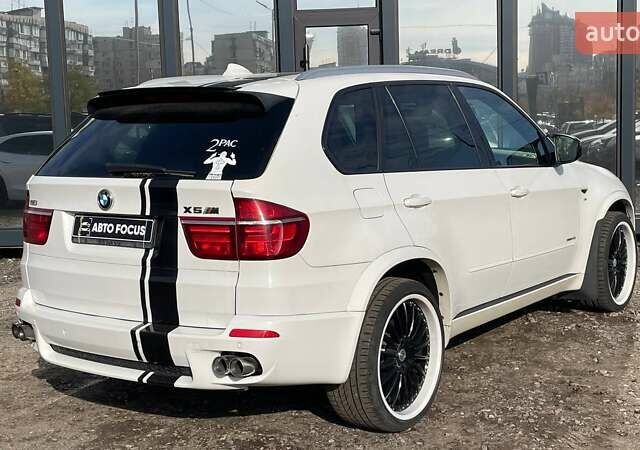 Белый БМВ Х5, объемом двигателя 2.98 л и пробегом 237 тыс. км за 16490 $, фото 5 на Automoto.ua