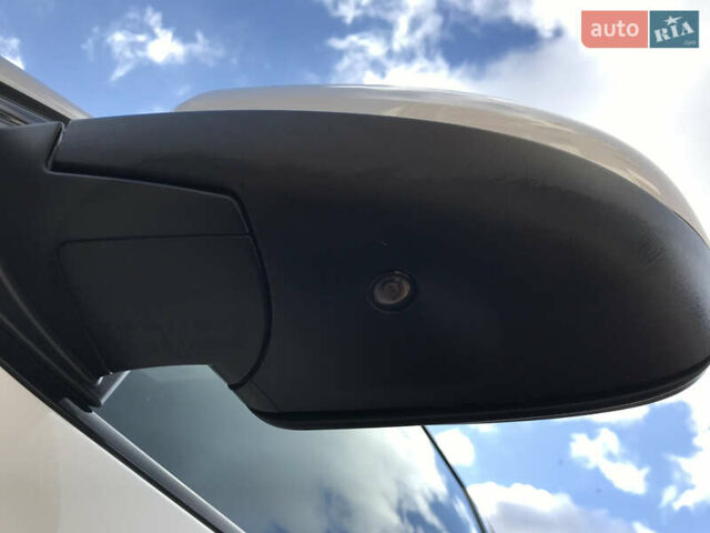 Білий БМВ Х5, об'ємом двигуна 3 л та пробігом 280 тис. км за 17900 $, фото 18 на Automoto.ua