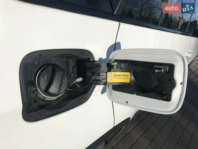 Білий БМВ Х5, об'ємом двигуна 3 л та пробігом 280 тис. км за 17900 $, фото 15 на Automoto.ua