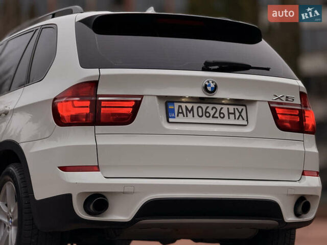 Білий БМВ Х5, об'ємом двигуна 2.98 л та пробігом 234 тис. км за 14800 $, фото 7 на Automoto.ua