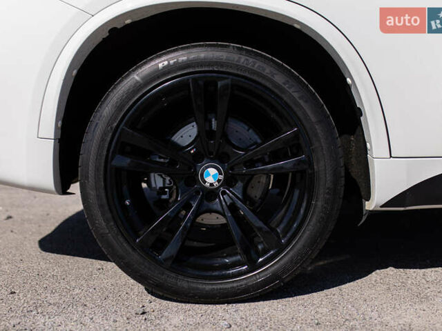 Білий БМВ Х5, об'ємом двигуна 2.99 л та пробігом 221 тис. км за 33500 $, фото 20 на Automoto.ua