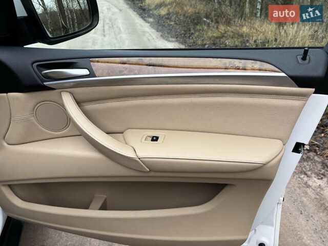 Білий БМВ Х5, об'ємом двигуна 3 л та пробігом 165 тис. км за 20500 $, фото 37 на Automoto.ua