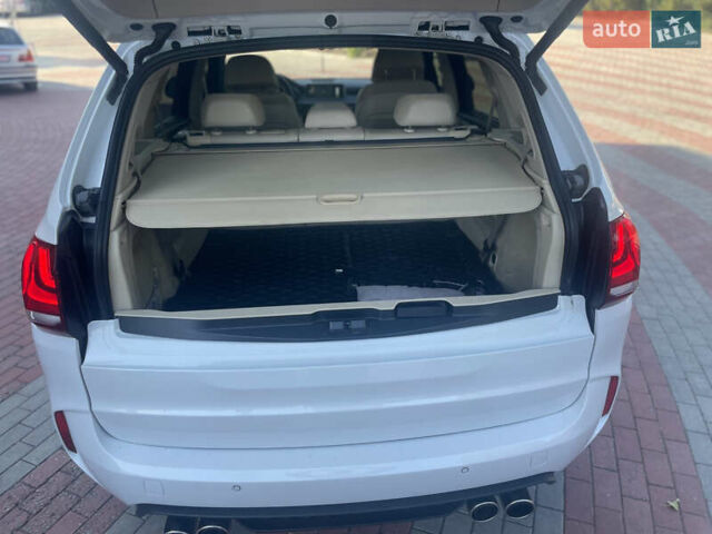 Білий БМВ Х5, об'ємом двигуна 2.98 л та пробігом 220 тис. км за 25500 $, фото 17 на Automoto.ua