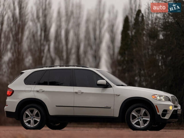 Білий БМВ Х5, об'ємом двигуна 2.98 л та пробігом 234 тис. км за 14800 $, фото 2 на Automoto.ua