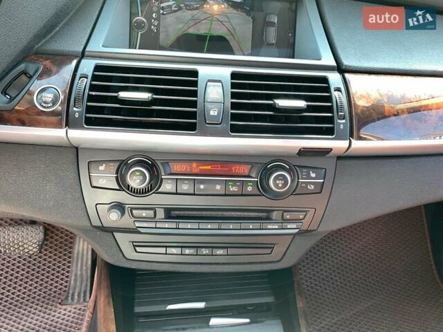 Білий БМВ Х5, об'ємом двигуна 3 л та пробігом 212 тис. км за 17240 $, фото 34 на Automoto.ua
