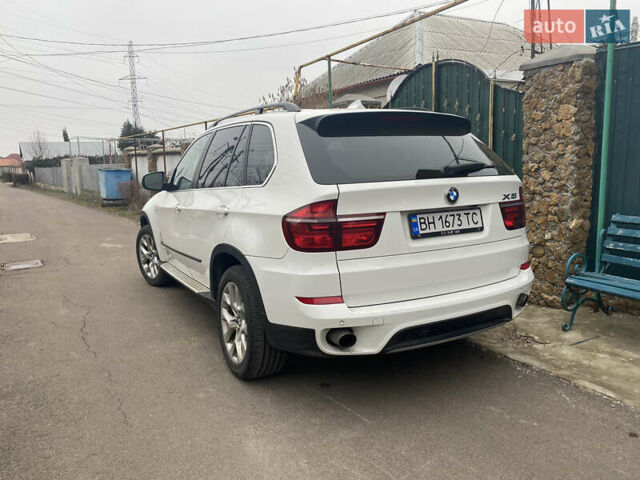Білий БМВ Х5, об'ємом двигуна 3 л та пробігом 142 тис. км за 18999 $, фото 4 на Automoto.ua