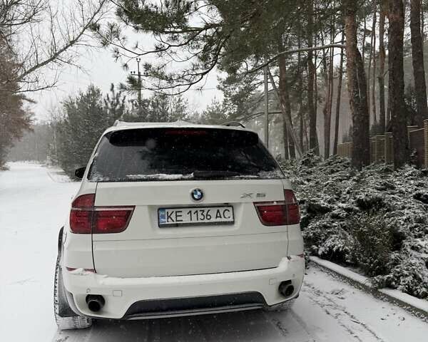 Белый БМВ Х5, объемом двигателя 2.99 л и пробегом 215 тыс. км за 20000 $, фото 9 на Automoto.ua