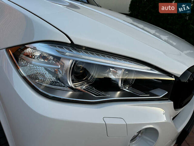 Белый БМВ Х5, объемом двигателя 2.99 л и пробегом 210 тыс. км за 30000 $, фото 8 на Automoto.ua